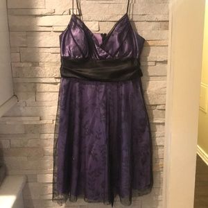 ONYX NITE dress size 16